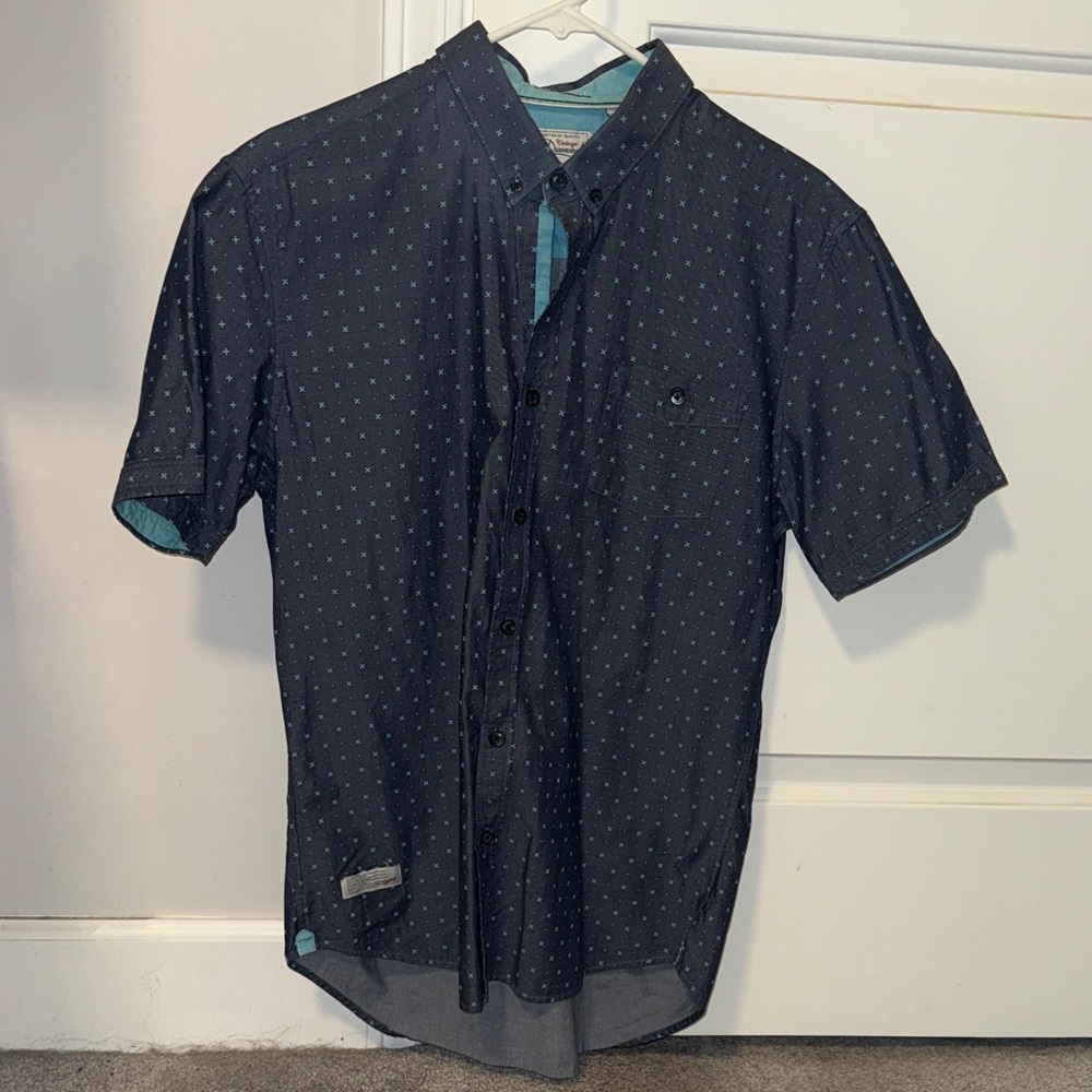 7 Diamonds Button Down Short Sleeve Shirt Size Medium